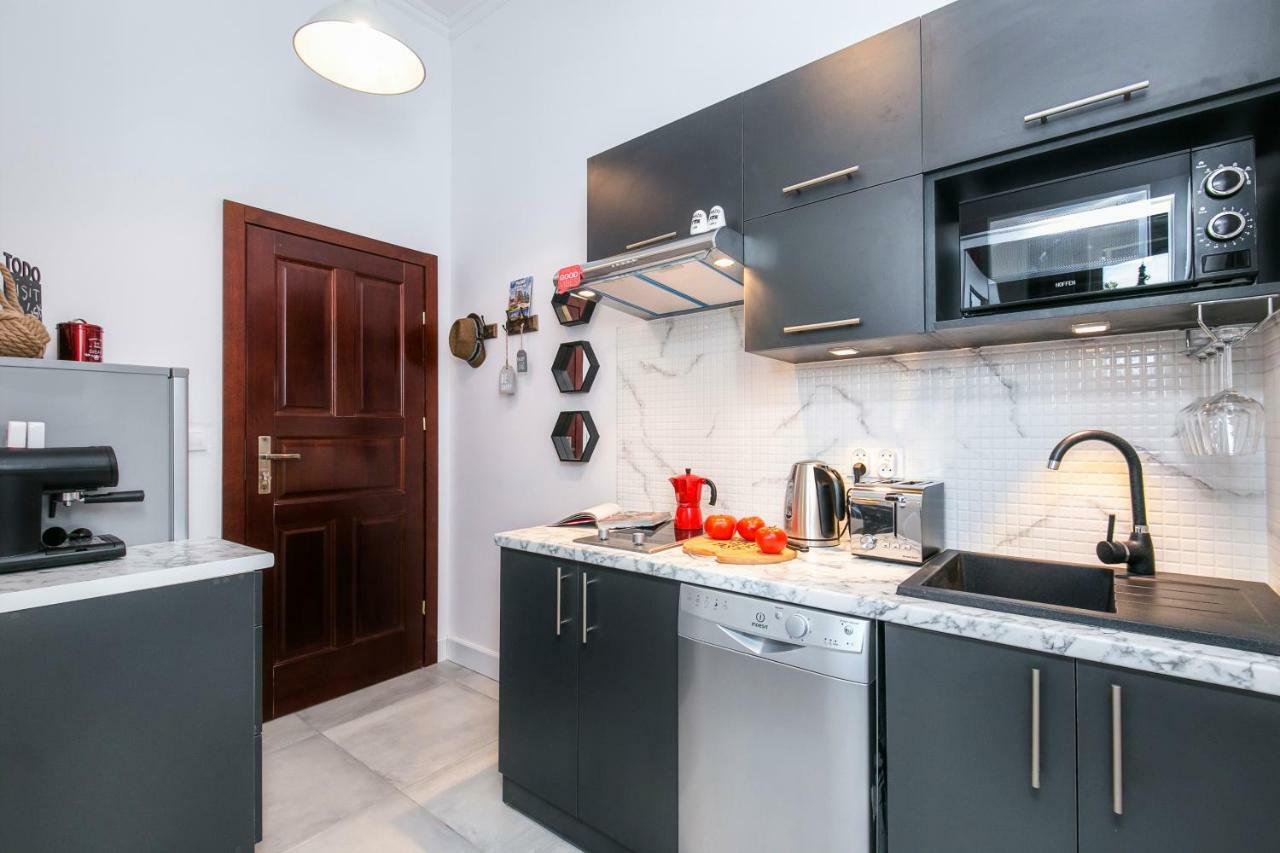 Berg Apartament Red Obok Starego Miasta Gdansk Exterior photo